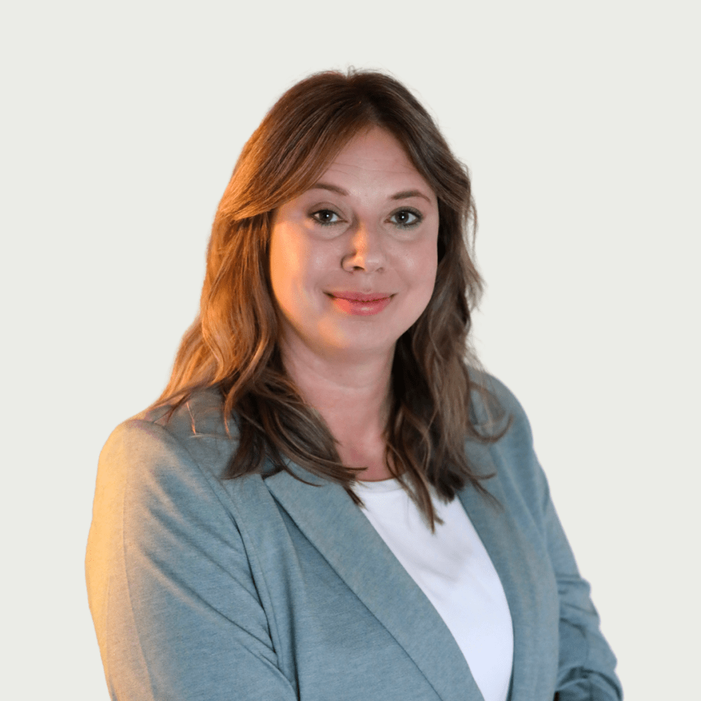 Stephanie Fotherby-Verk, Registered Psychotherapist (Qualifying), LightHouse Counselling & Wellness